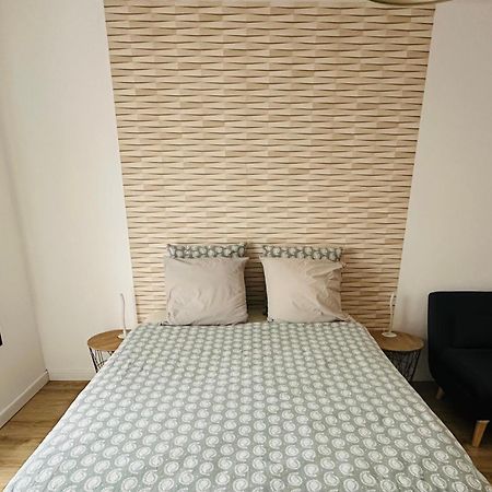 B&B Chez L'Habitant Chambre Privative Sur La Route Des Vins Tv Parking Box Velo Изенгейм Экстерьер фото